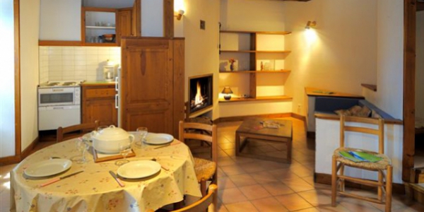 PETIT GITE SAINT-BAUZILE